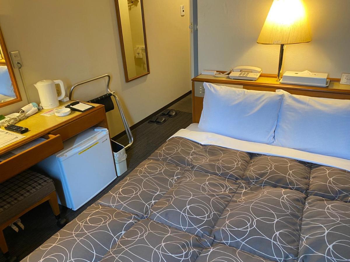 Az Inn Fukui Esterno foto